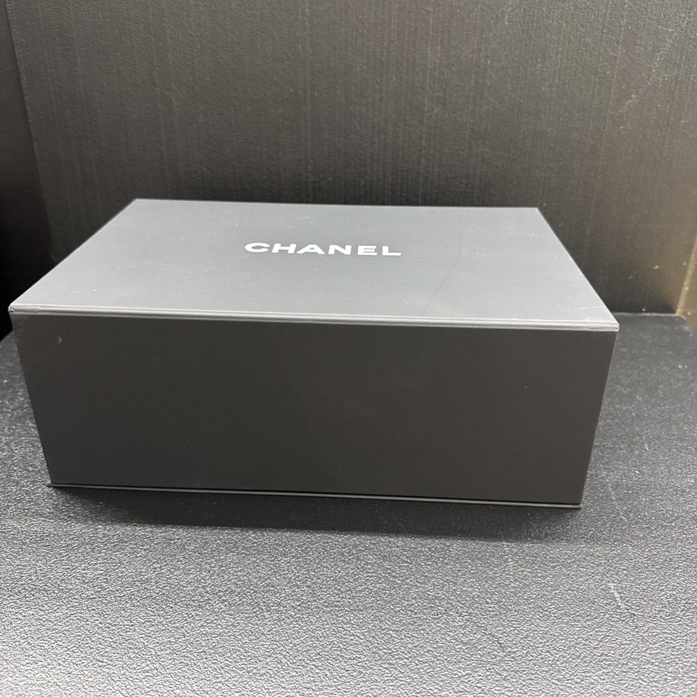 Chanel Magnetic Fold Empty Purse Storage Box Tissue 12X 8X 4.5 Small (1bag)1685